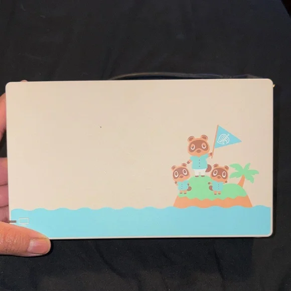 Nintendo Switch Special Edition - Mint Green and Light Blue - Picture 5 of 8